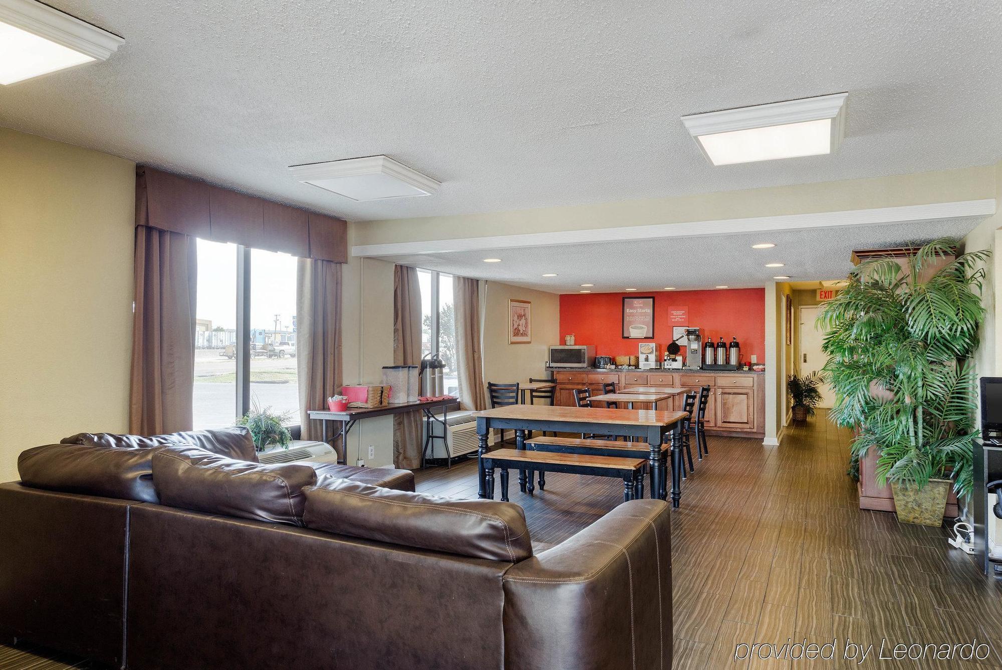 ווסט ממפיס Rodeway Inn מראה חיצוני תמונה